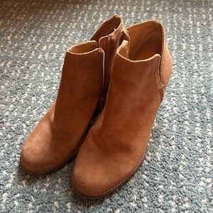 Camel wedge Lucky Brand booties